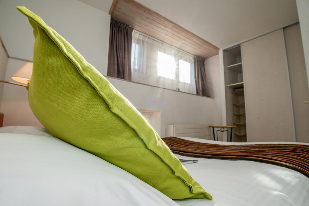 Privilodges Chateau Perrin Γκρενόμπλ Εξωτερικό φωτογραφία