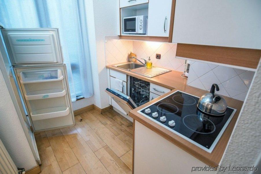 Privilodges Chateau Perrin Γκρενόμπλ Εξωτερικό φωτογραφία