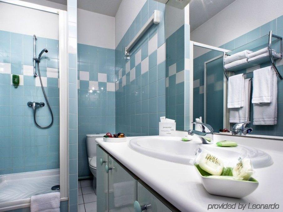 Privilodges Chateau Perrin Γκρενόμπλ Δωμάτιο φωτογραφία