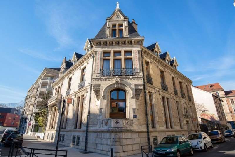 Privilodges Chateau Perrin Γκρενόμπλ Εξωτερικό φωτογραφία